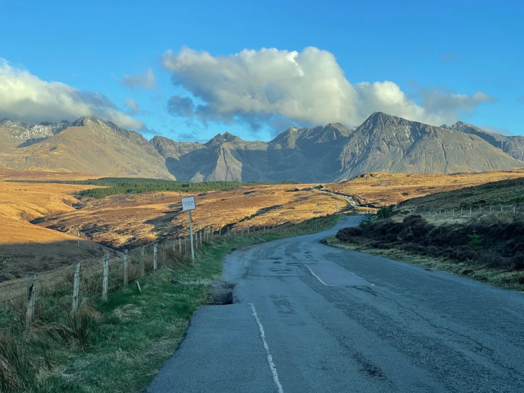 Skye en furgoneta camper, una de las mejores formas de recorrer Escocia