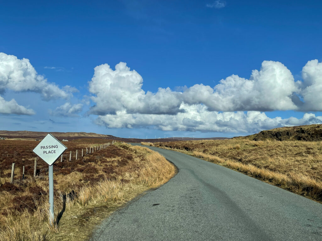 Passing place en carretera de Escocia